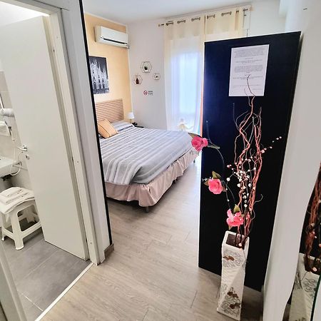 B&B Italo House Opera Kültér fotó