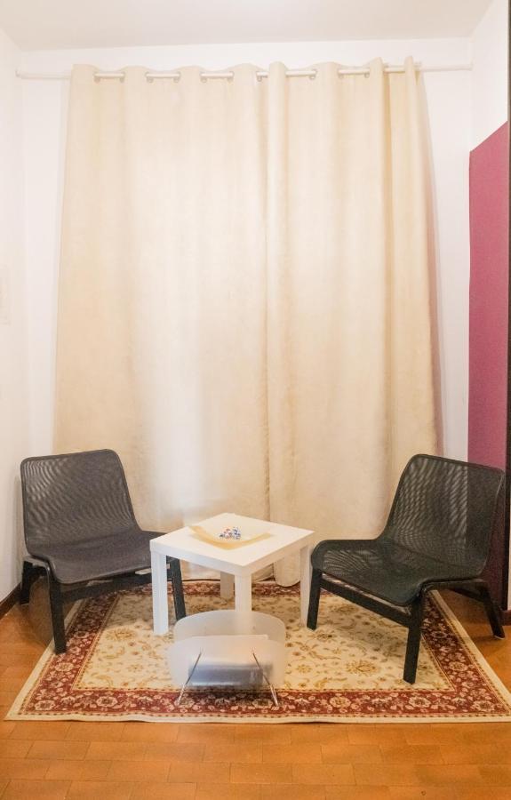 B&B Italo House Opera Kültér fotó